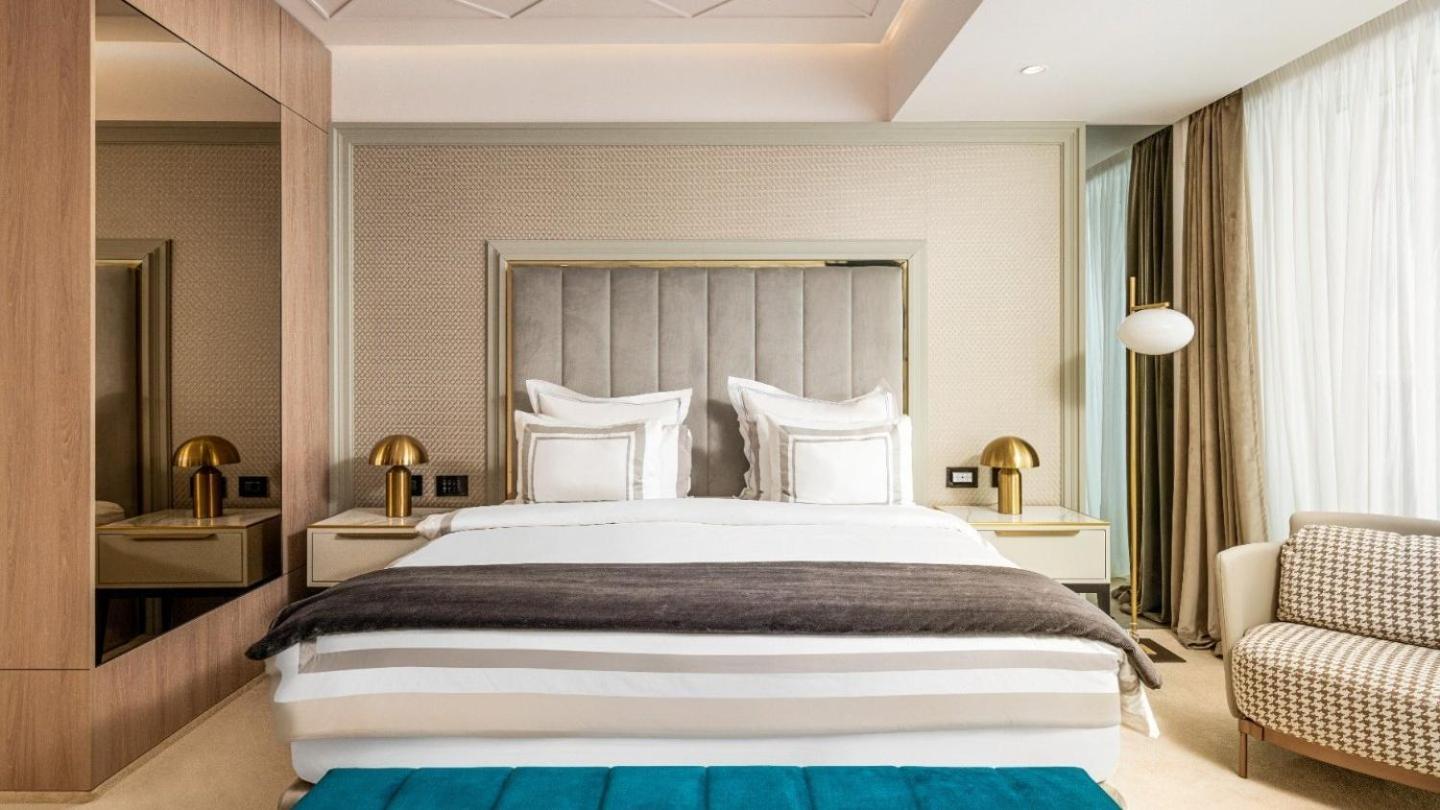 ניו דלהי Hotel Plaza Grand Near Igi Airport מראה חיצוני תמונה